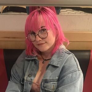 Meet your Posher, Violet